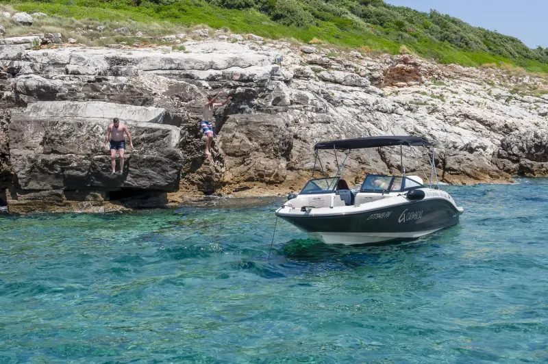 Izlet gliserom rovinjskim arhipelagom i južnim uvalama