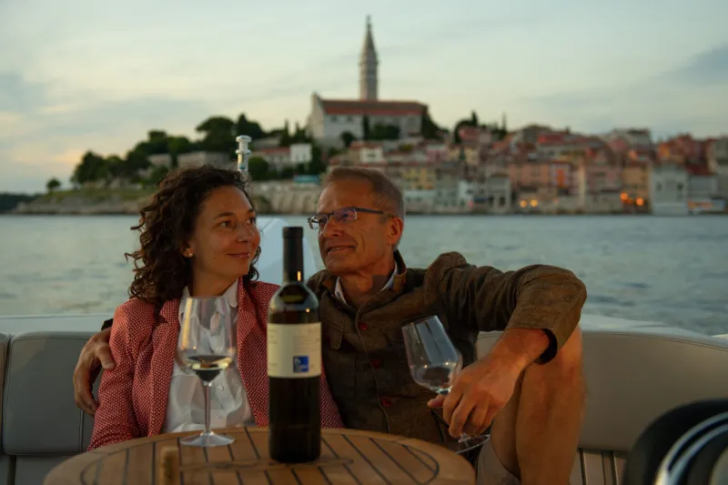 Romantische nachtelijke boottocht in Rovinj met wijn