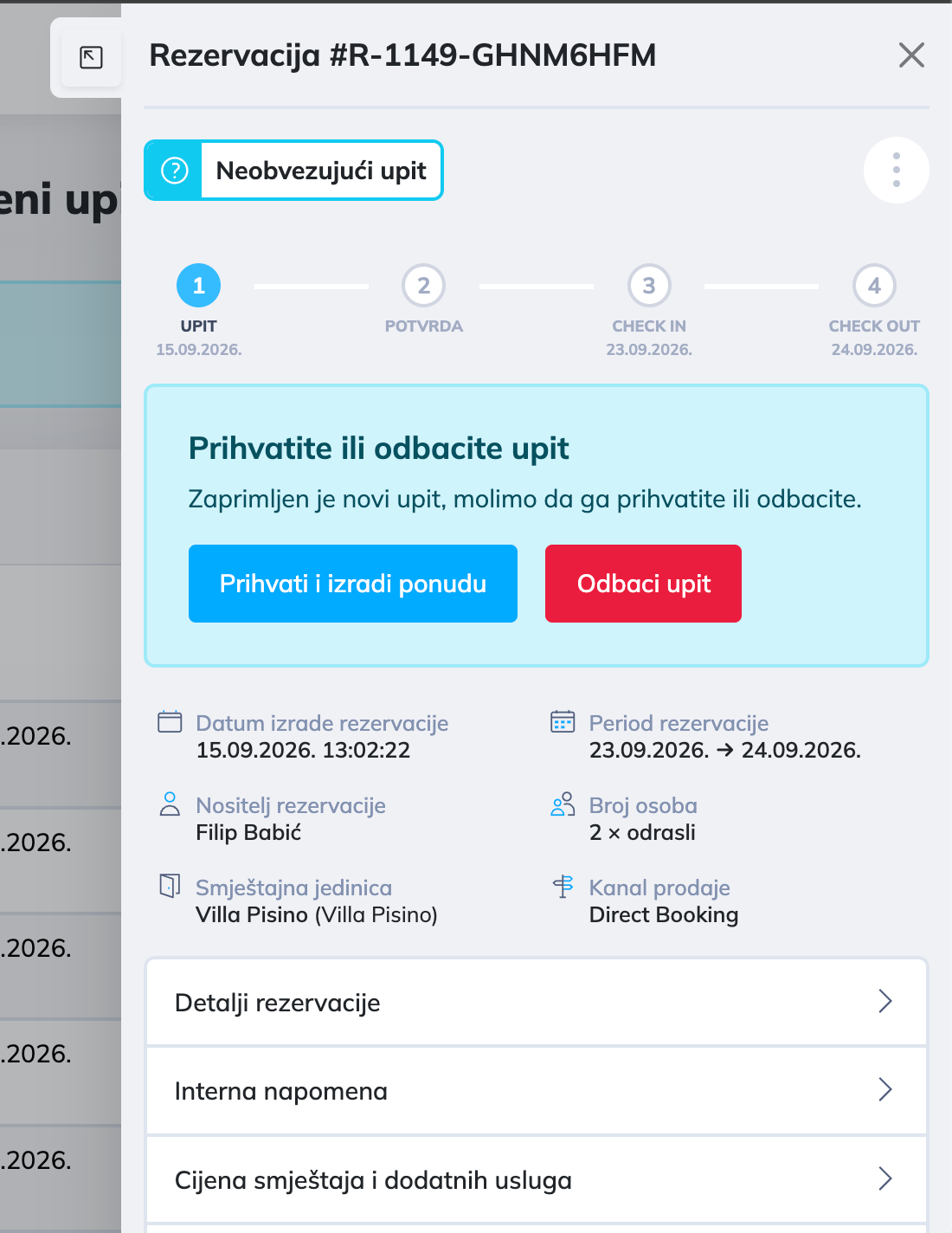 Istaknuti odjeljak Prihvatite ili odbacite upit s gumbima Prihvati i izradi ponudu i Odbaci upit