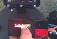 Teseo Battery checker